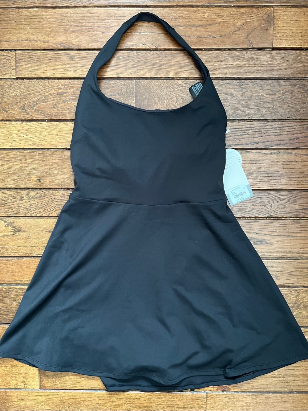 Vuori Black Tiebreak Halter Dress Built in Shorts & Bra Size S NWT New With Tags